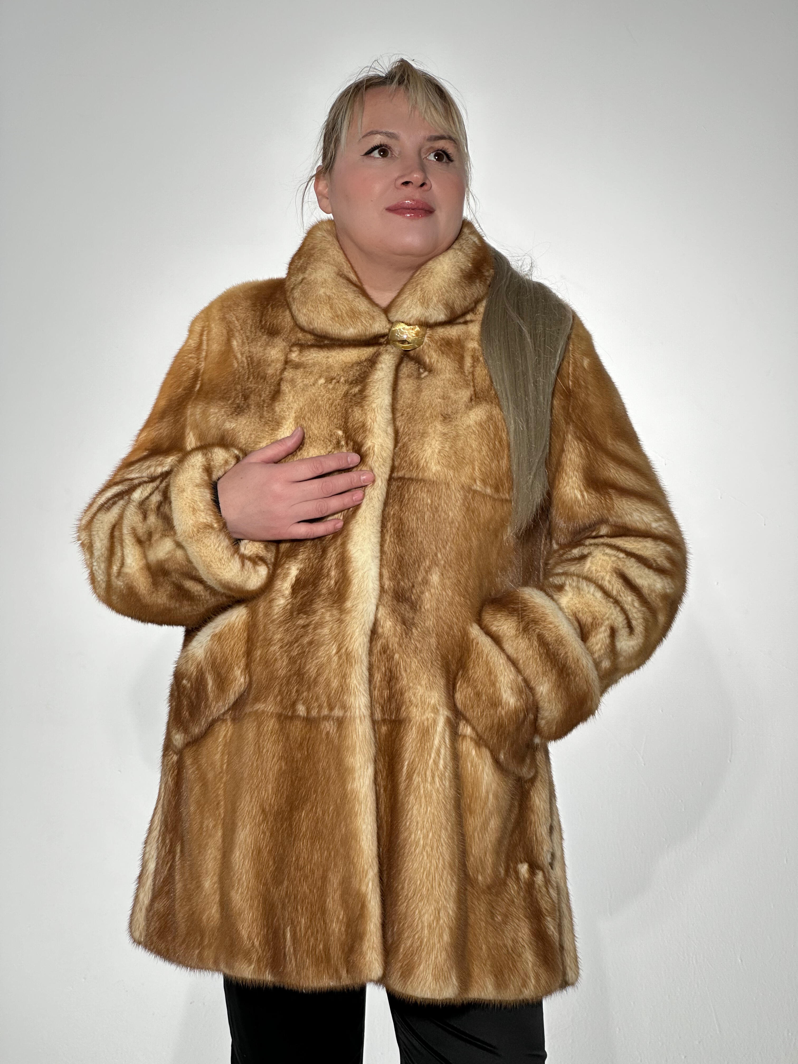Шуба из скандинавской норки